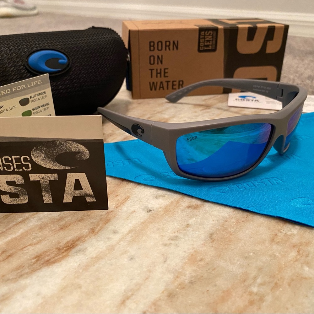 Costa Del Mar Saltbreak polarized sunglasses